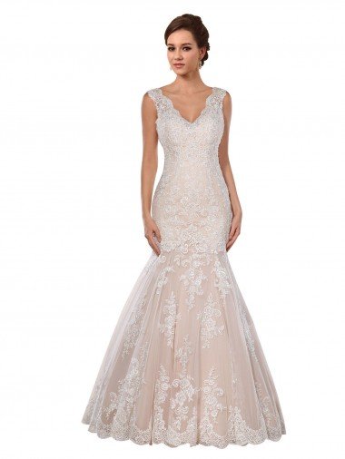 Outlet Classic Fit and Flare V-Neck Mermaid Lace Wedding Dress