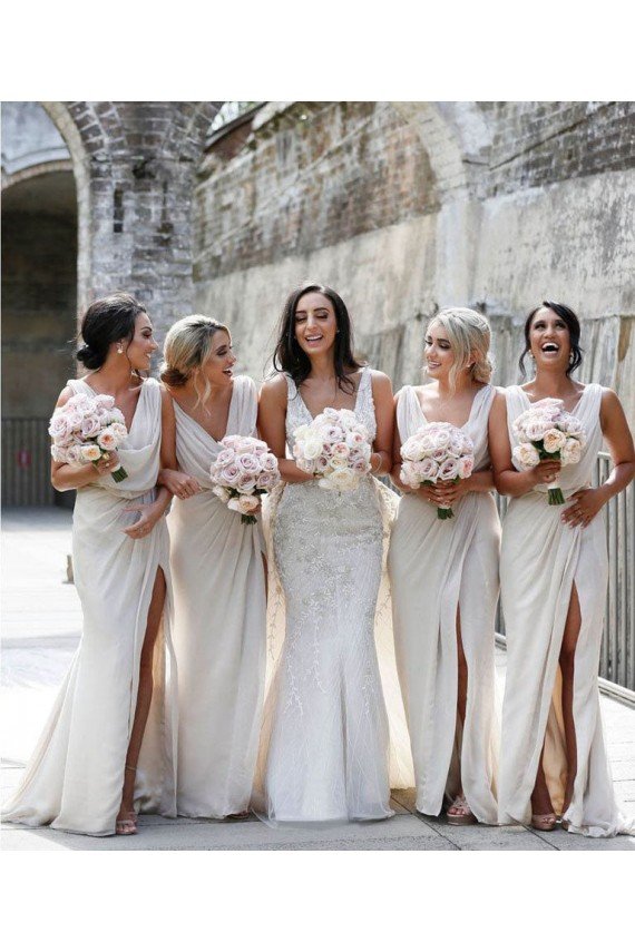 Outlet Chiffon Long Champagne Bridesmaid Dresses with Sexy High Slit and Front Ruffles