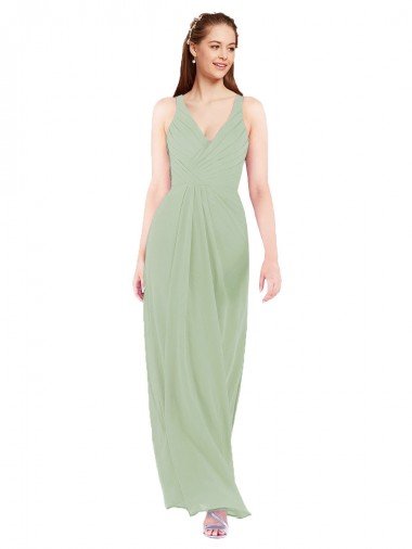 Outlet Feminine Chiffon Bridesmaid Dress with Ruching and V-Neckline