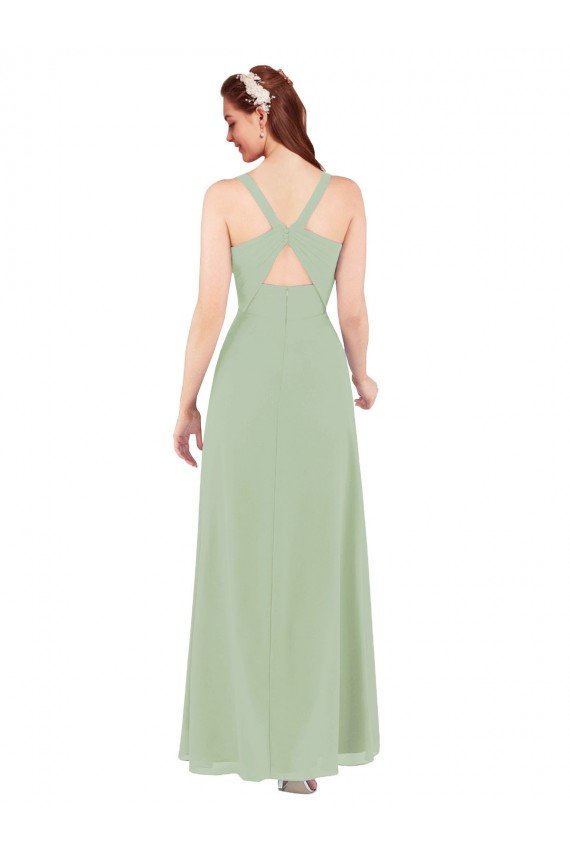 Outlet Feminine Chiffon Bridesmaid Dress with Ruching and V-Neckline