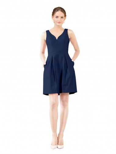 Outlet V-Neck A-Line Satin Cocktail Bridesmaid Dress with Pockets